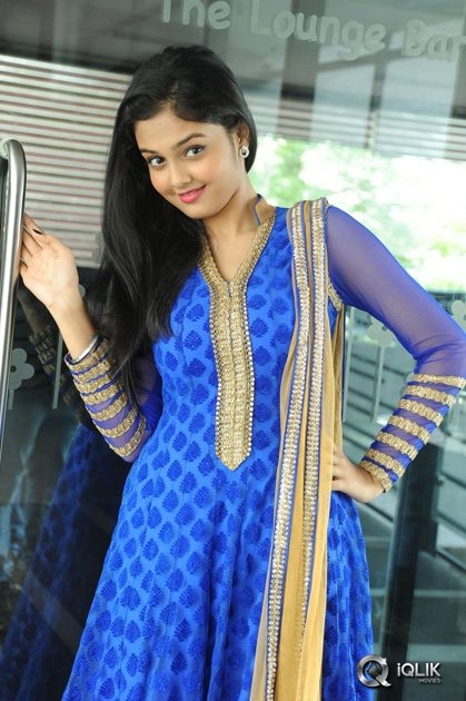 Pragati-Chourasiya-at-Basthi-Movie-Trailer-Launch